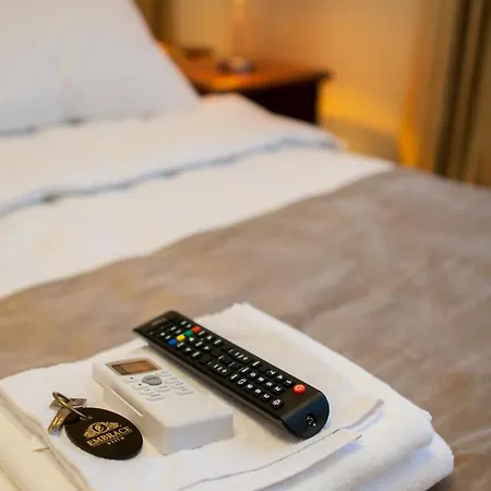 обійми Embrace Bed & Breakfast Truskavets